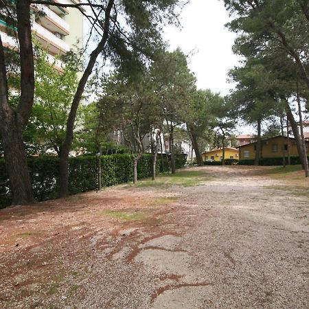 Ba- Tintoretto Apartments - Lignano Sabbiadoro Dış mekan fotoğraf